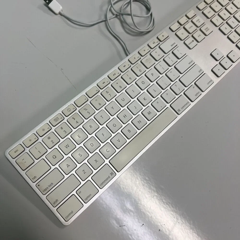 Apple White Aluminum USB Wired Keyboard A1243 and Apple wired Mouse A1152 tested